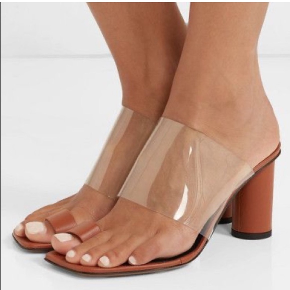 🐿️ Neous ‘Chost’ Leather Sandals 🐿️